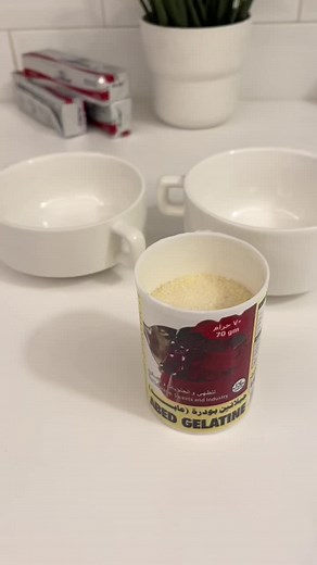 Raspberry Gelatin Layered Cake Recipe