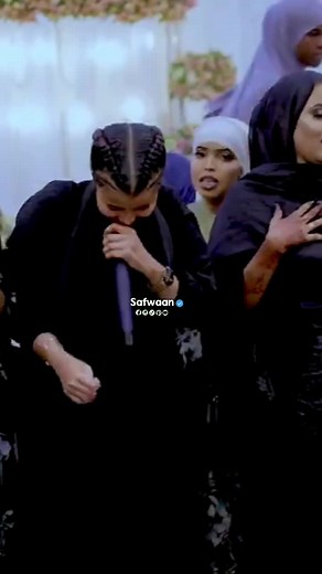 ‏hada haa#safwaan_lyrics🤴🏿💙 #somalilyrics🌺😕💎 #fypシ゚ #najmanashaad