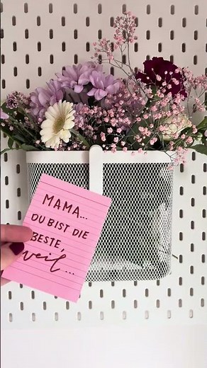 Mama ist die Beste, weil sie immer unser Herz erblühen lässt! 🌸💖