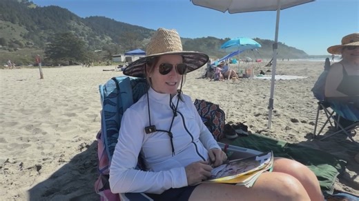 Bay Area residents flock to Stinson Beach to beat the heat