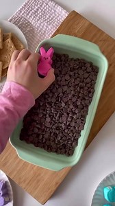 288K views · 7.6K reactions | 3 INGREDIENT PEEP S’MORES DIP! To make this HAPPY Easter dessert, add a bag of chocolate chips to the bottom of your baking dish. Next add Peeps on top. Bake @ 400 for about 8 minutes. Dip graham crackers in and you got yourself S’mores! Quick tip: the hotter it is when you dip it, the better! | Best Friends For Frosting by Melissa Johnson | Facebook