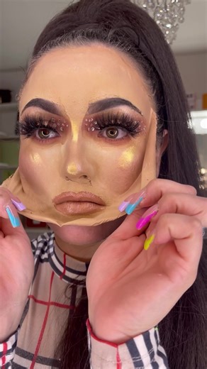 15M views · 136K reactions | Let’s go to the pools now 藍✌ #makeupartistworldwide #makeupartistworldwide #100daysofmakeup #makeupartist | Govanna Pimentel | Facebook