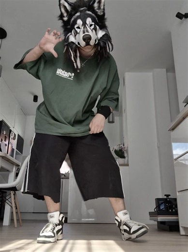 BITE BITE !! #therianboy #fyp #dlaciebie #wolfmask #theriandance | therian