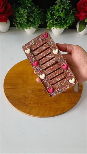 Galaxy Kit Kat Chocolate Kunafa Bar #shorts #ytshoets #trending #viral #chocolate #shortsfeed