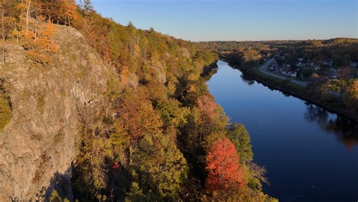 2.4K views · 11 reactions | Beautiful fall foliage along the Menominee River in Michigan's Upper Peninsula and northern Wisconsin | BG On The Scene | Facebook