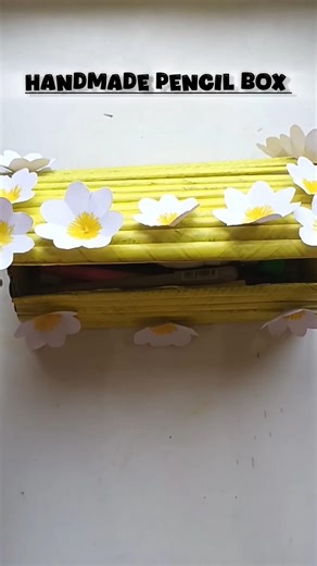 Handmade Pencil Box For Your Daily Use 💛 #homemadepapercraft #diy #craft #pencilbox #shorts