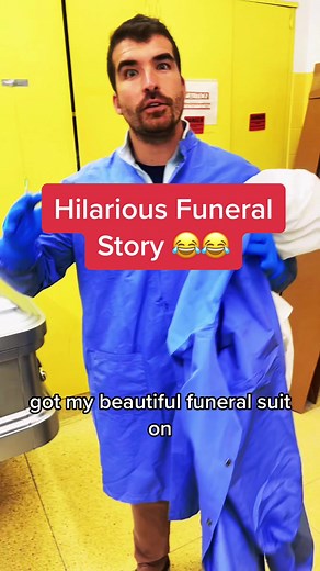 😂😂😂 #mortician #funny #funeral #funeraldirector #hilarious #rippedpants #fyp #foryoupage #funeralhome #funnyvideos