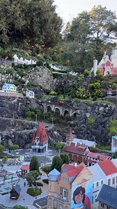 Uma cidade em miniatura repleta de detalhes espera por você no Mini Mundo. Venha conhecer! 🌎✨ | Mini Mundo