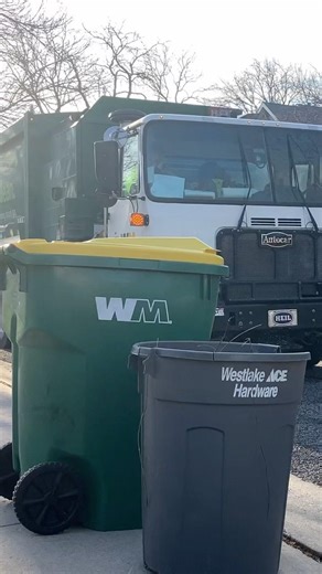 Waste Management Side Loader Python Garbage Truck Action #garbagetrucks #trashtruck #short #shorts