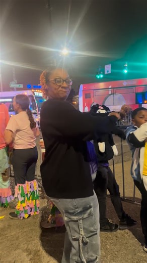 LiRay on Instagram: "Even the kids cut up in Louisiana ‼️ Song By @9x.tweeday 🔥 #TagMeIn #mardigras #lafayette #explorepage✨ #fyp"