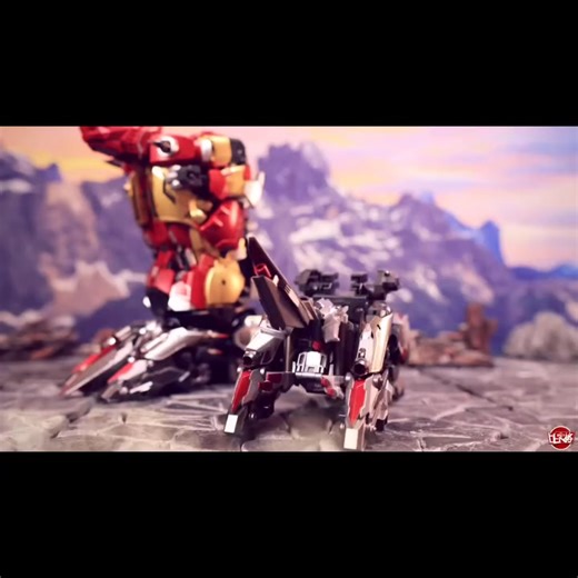 Courtesy of Double Daggers YouTube Channel thank you for sharing such beautiful stop-motion #transformers #Cangtoys #bingotoys #Predacons #predaking #Predacons | That Transformers Guy
