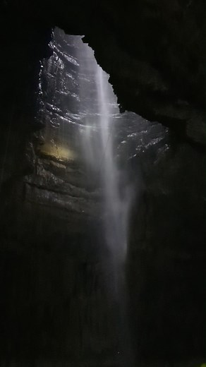 It's the final day of the Gaping Gill Winch Meet tomorrow (Friday 16 August). If you've never experienced it before, watch this 👇 Huge thanks to the amazing team at Craven Pothole Club #YorkshireDales #GapingGill #Caving | Yorkshire Dales National Park