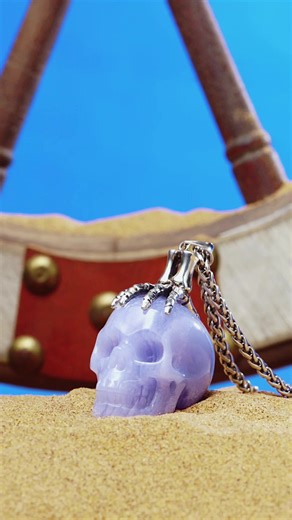 🥳Happy weekend my friends! 😏Anything special to do? 🤩Blue Lace Agate: Calms the mind, enhances communication with the inner self. #skullis #skull #necklace #jewelry #handmadejewelry