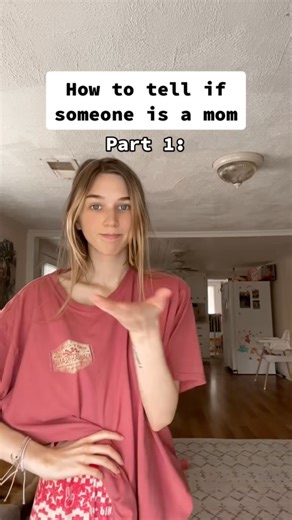 how to spot a mom in the wild.. #sahmlife #motherhood #momlife #MomHacks #parenthacks | Makenzie Taylor