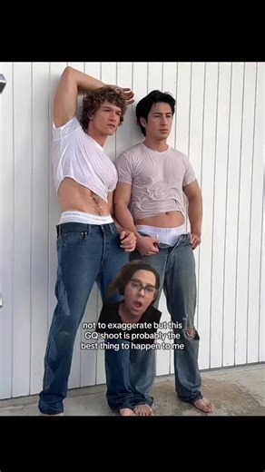 Randi 🖤 on Instagram: "in the most respectful way…. they are so ridiculously hot. connor’s physique is insane. #booktok #mmhockeyromance #heatedrivalry"