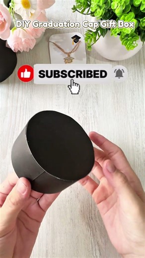 DIY Graduation Cap Gift Box
