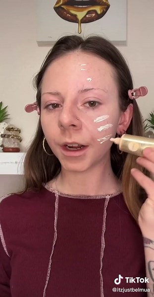 A Color Changing Foundation😱 #magicmakeup #colorchangingmakeup #makeuptutorial #weirdmakeup #makeupfinds #newfinds #makeuprevolution