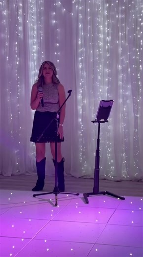 Singing ‘Wide Open Spaces’ by The Chicks at Soundsationals