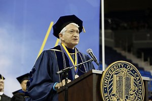 Meyers Drysdale urges UCLA class of 2013 to 'find your passion...take risks'