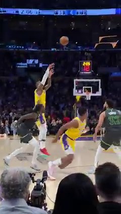 1.1M views · 10K reactions | LEBRON TRIPLE TO TIE IT 勞 Watch LIVE on TNT | NBA | Facebook