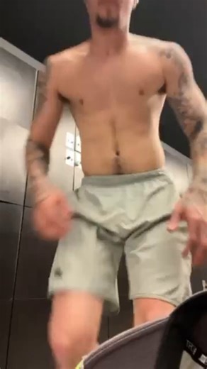 RT @ShitRandom69: after workout jerk off in the car - naked - cock - jerking - cums