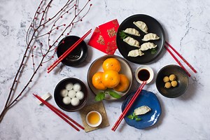 11 Traditional Lunar New Year Foods to Eat in 2023