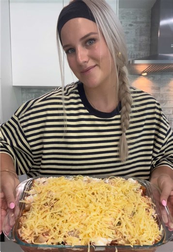 Delicious Random Salad and Pasta Bake Recipe