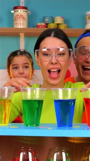 🎉 Color Clash! Who Gets Cake Faced?