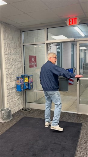 🚨Breaking Video: This is, Bruce Hall, the second idiot, when I first arrived at the Republican Public Meeting, who threatened me ( not shown on this tape). His behavior was so bizarre I asked him if he had been drinking or was he having a mental breakdown. Question: What Republican leader authorized these two idiots tonight to act as their BOUNCERS? ⭐️ Was it Kraig Hagler, Executive Chair, or was it Jan Basham, Central Chair who did this? Please like and Share: | Greene County Sentinel News
