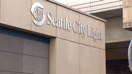 Vault fire in north Seattle disrupts power for 21,500