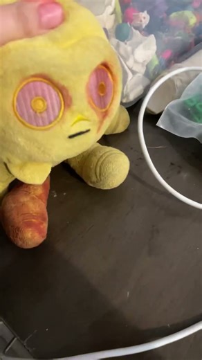 C3 po’s varicose vein explodes ￼