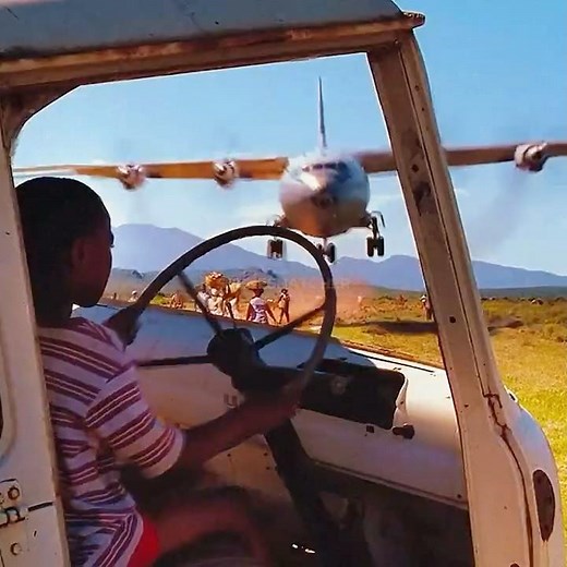 Nicolas Cage Arms Dealer Plane Crisis | Lord of War #movieclips#movie #lordofwar#action#armsdealer