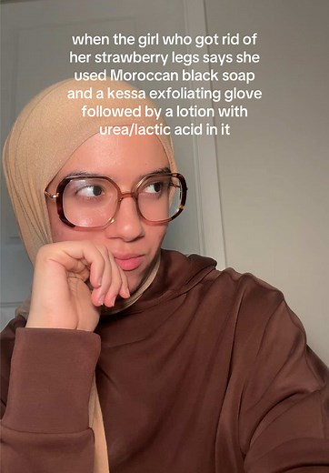 physical exfoliation in the shower is the best for KP (strawberry legs)!! #bodycare #skintok #showertok