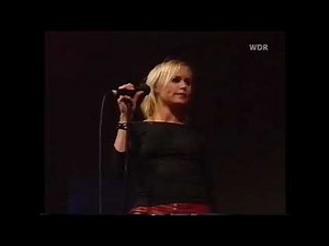 The Cardigans - Do You Believe (live Dusseldorf 1999)
