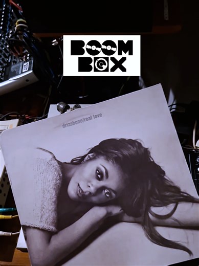 Drizabone - Real Love (River deep remix) (1995) Island Records #housemusic #boomboxrecords #music #CLASSICHOUSE #housemusiclovers dj playing sound music productions disco club clubbing party radio dance play deejay scratch cut mix funk flow groove vibes eyooo music productions Records party yo playlist house music housemusic househeads