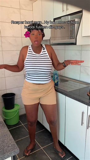 Wys Hom Wies Baas: Rasper Interactions en Humor