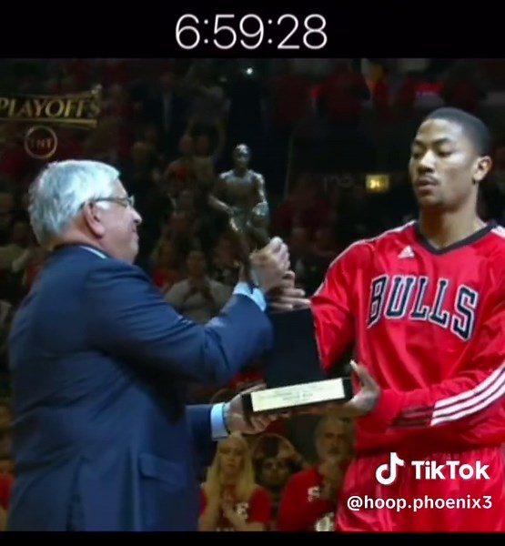 Remembering Prime Derrick Rose's Best Moments