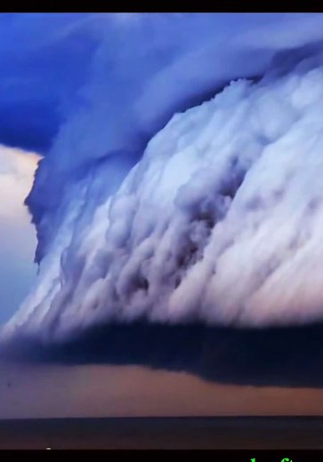 Shelf Cloud: What It Is and Its Connection to Tornadoes