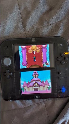Mario and Luigi Bowser's inside story Princess peach's Castle comparison