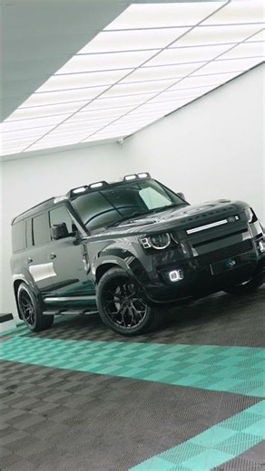 Landrover Defender 110 X Dynamic - Manchester Van Sales