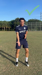 7.9K reactions · 111 shares | Check your shoulders in calcio - it’s key! Quick tips to boost your game ⚡️⚽️ #SerieAElite #SoccerTips #PathWayToItaly | Serie A Elite | Facebook