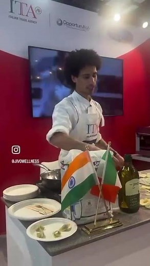 Italian Chef Reviews Jivo Extra Virgin Olive Oil | Live Masterclass at AAHAR 🇮🇹🫒