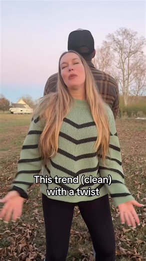 There’s no bees in this trap! 🤣🤣🤣🤣 | Hayley Barrett