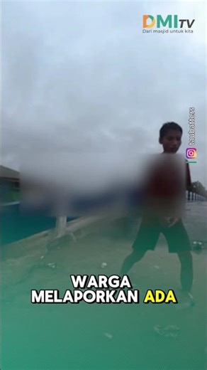 SAR TEAM EVACUATES A FAMILY TRAPPED ON THE ROOF OF A MOSQUE