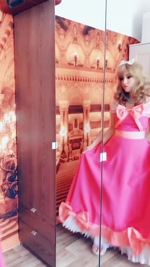 The struggle is real. 🎀 #cinderella #cinderellacosplay #cendrillon #cendrillonchallenge #cinderellachallenge #princess #disney #cosplay #foryou #fyp