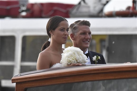 Ovako je izgledala Anina i Bastijanova svadba: Gondola u Veneciji, skupocene burme i venčanje u crkvi