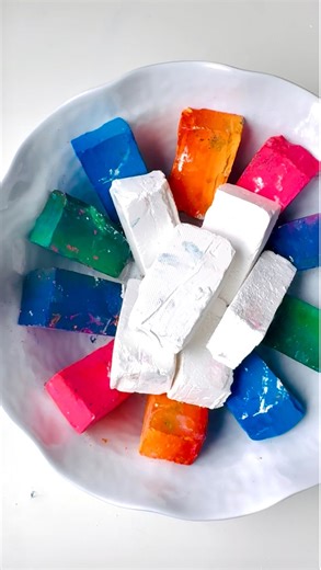 Modern ASMR | by LKB ✨🔹 on Instagram: "MULTI Vibrants. ASMR Color Therapy Session is on! Grab your Saturday morning ☕️ Made for Earthy Souls 🌎 - in California. ✨ #vibrantenergy #colormagic"