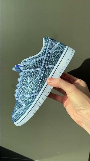 🔥 Watch my custom sneakers come to life! 👟✨ #CustomSneakers #DIYKicks #customkicks #sneakerart #diy
