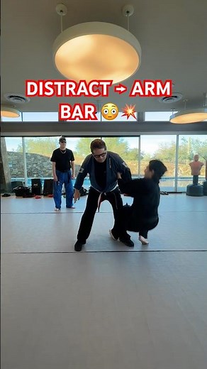 SMACK, TRAP, SNAP 😳🔥 EASY ARM BAR SETUP 🥋💥 #shorts