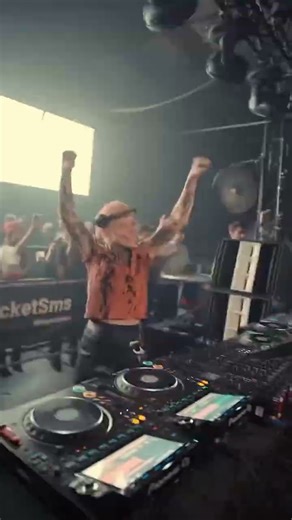 Hard Techno Power Drop ⚡ Global Rave Vibes 2025